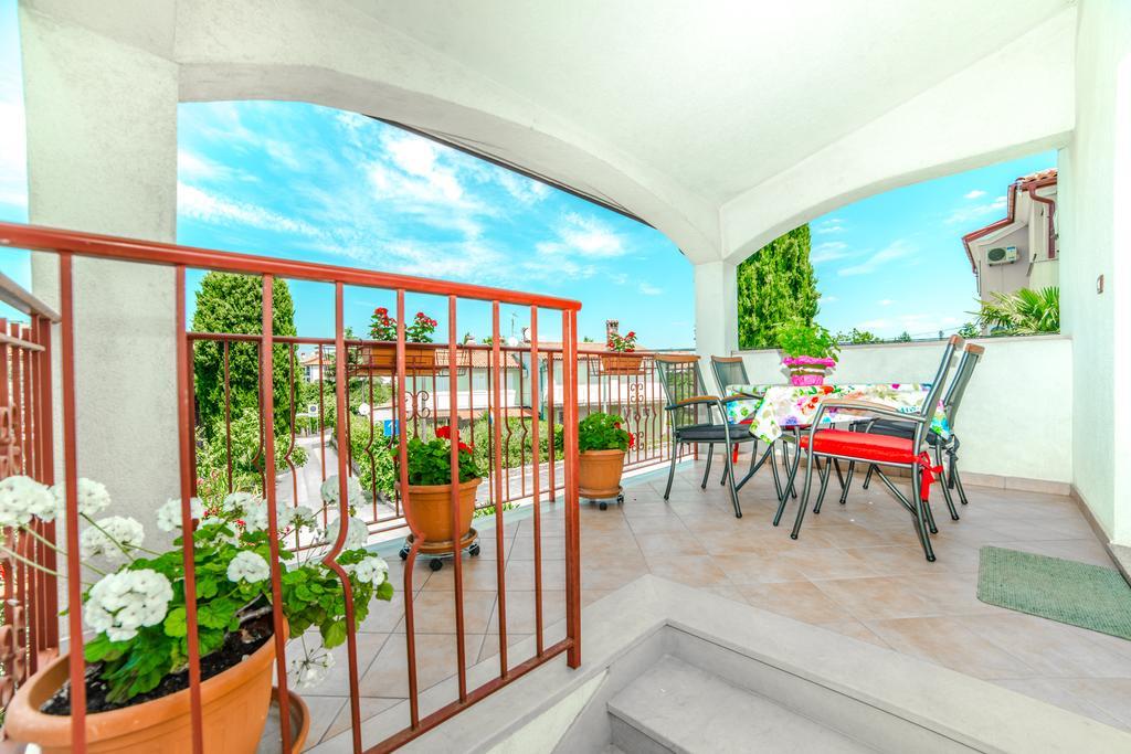 Guest House Marica Rovinj Bagian luar foto
