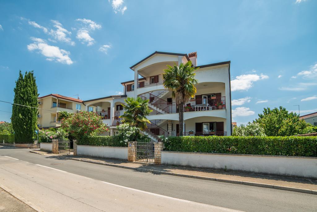 Guest House Marica Rovinj Bagian luar foto